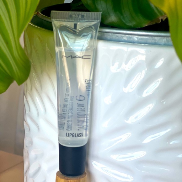 MAC Lipglass lip gloss 15ml - Picture 2 of 5